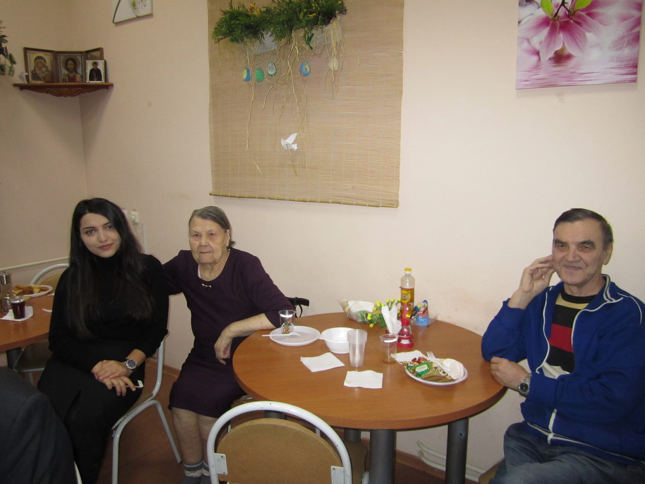 Студенты в Одинцовском доме престарелых