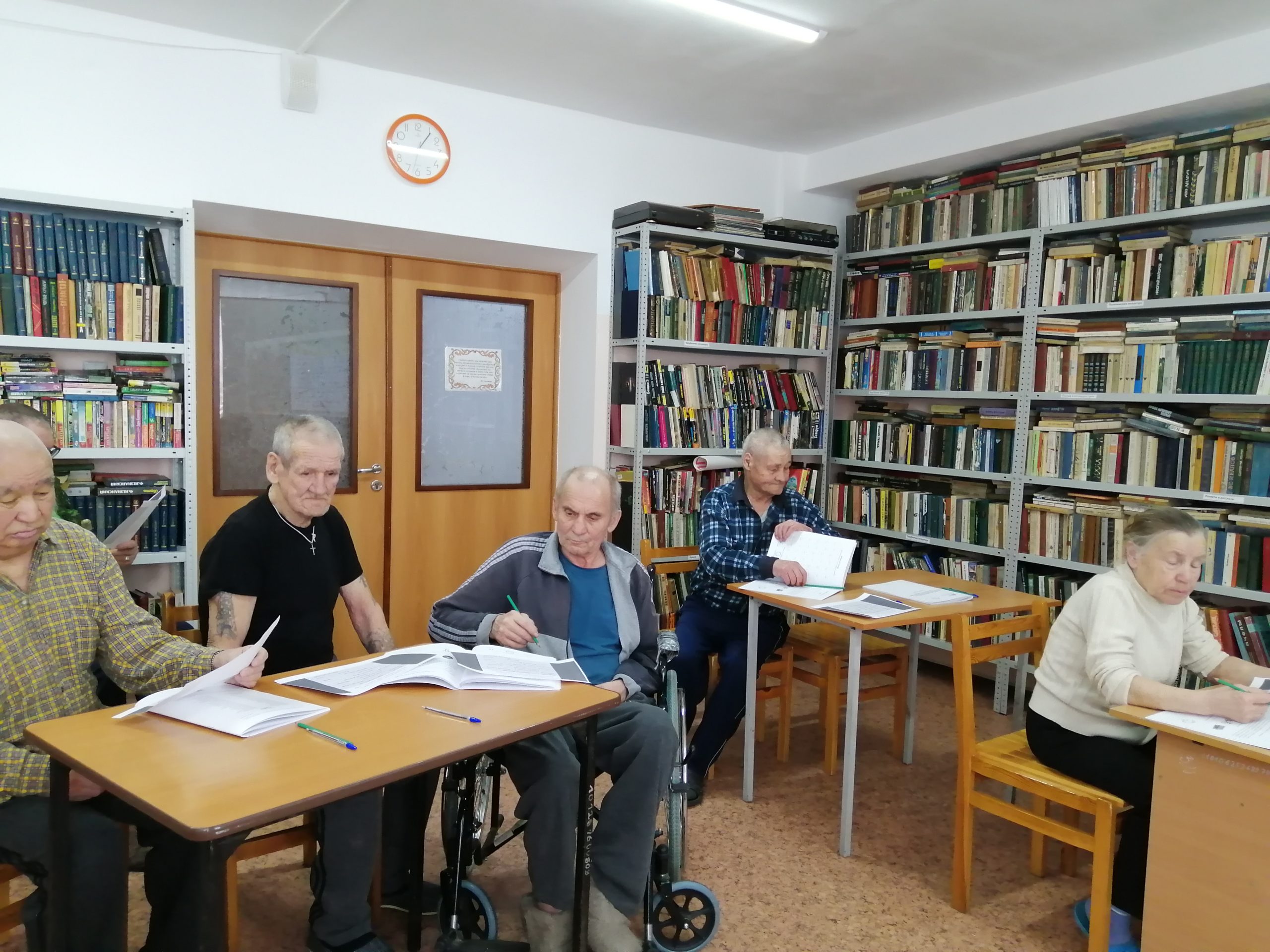 Выполнение заданий в Доме-интернате для престарелых и инвалидов п.Усть-Ордынский